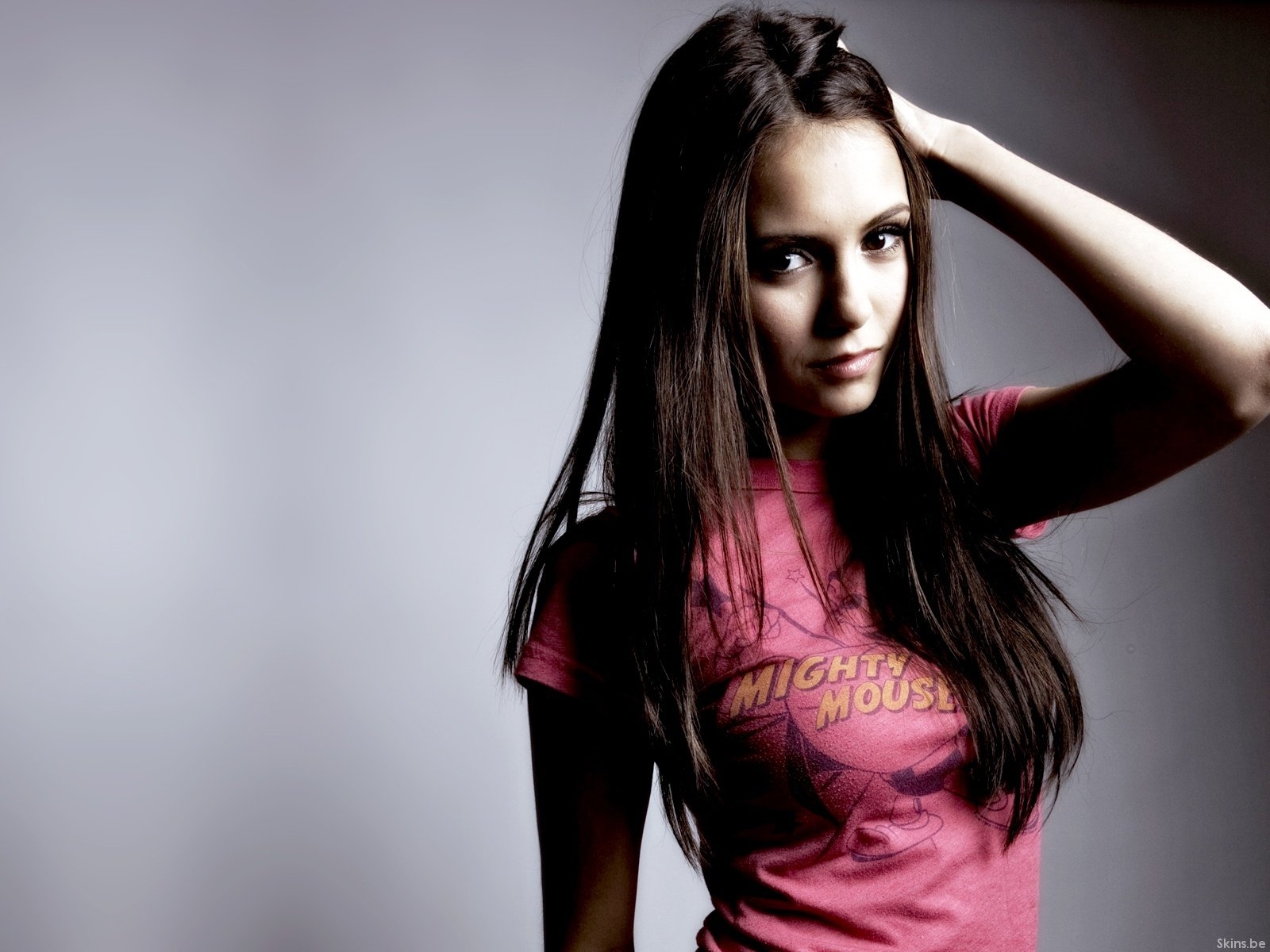 nina-dobrev-1600x1200-37126 -  